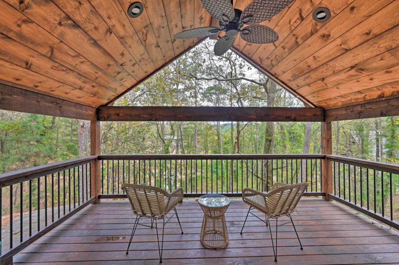 Tudor-Style Broken Bow Cottage With Hot Tub And Decks! Stephens Gap Exteriör bild